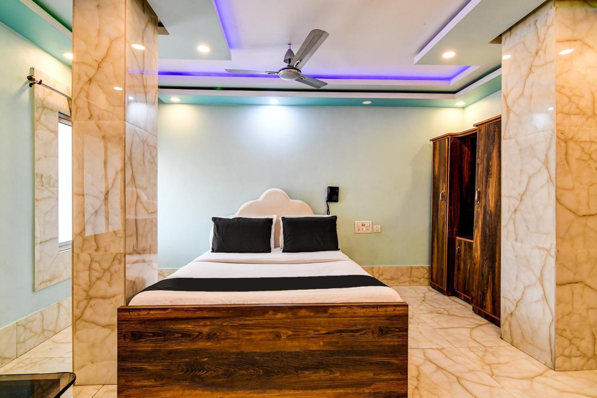 Super Collection O Raj Guest House Near Kolkata Airport Gauripur  外观 照片
