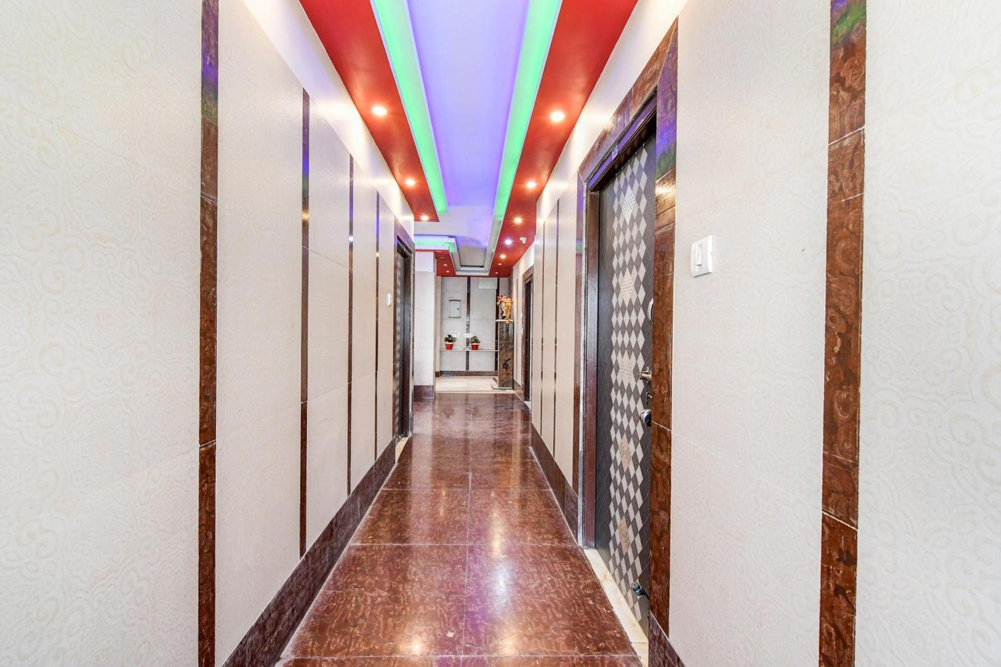 Super Collection O Raj Guest House Near Kolkata Airport Gauripur  外观 照片