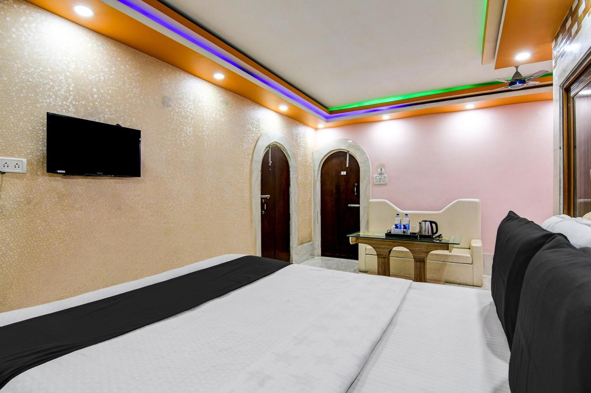 Super Collection O Raj Guest House Near Kolkata Airport Gauripur  外观 照片